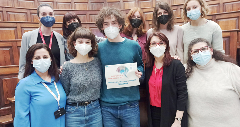 Olimpiadi delle Neuroscienze in Piemonte: vince Etienne Pia del Liceo Gioberti Olimpiadi delle Neuroscienze in Piemonte: vince Etienne Pia del Liceo Gioberti